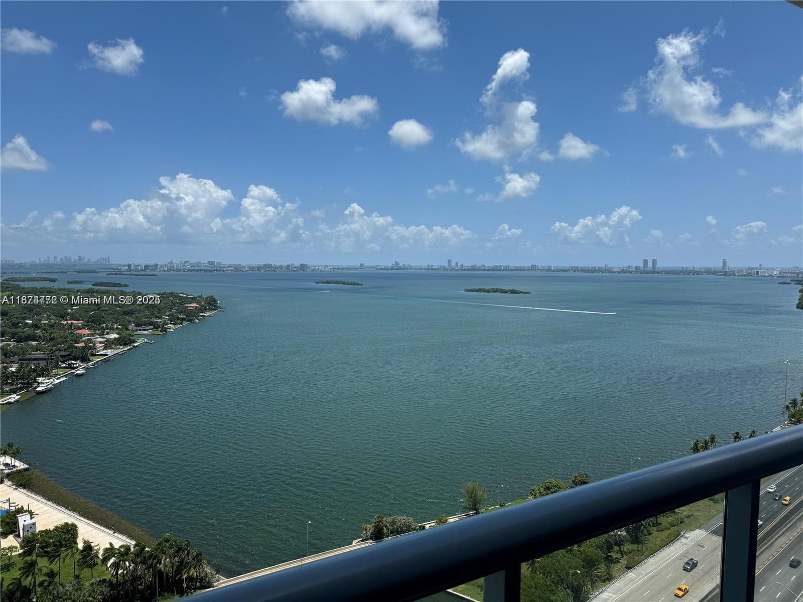 Blue Condominium · #806 in Miami - Photo 9