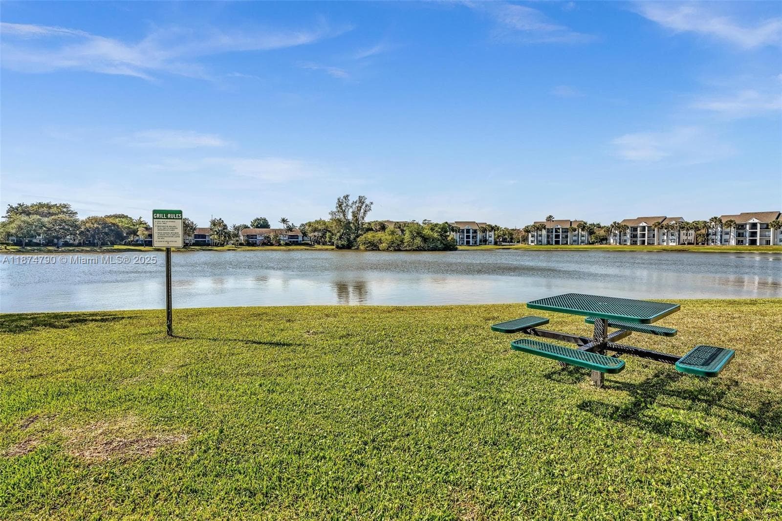 LAKEVIEW CLUB CONDO · #108 in Oakland Park - Photo 48
