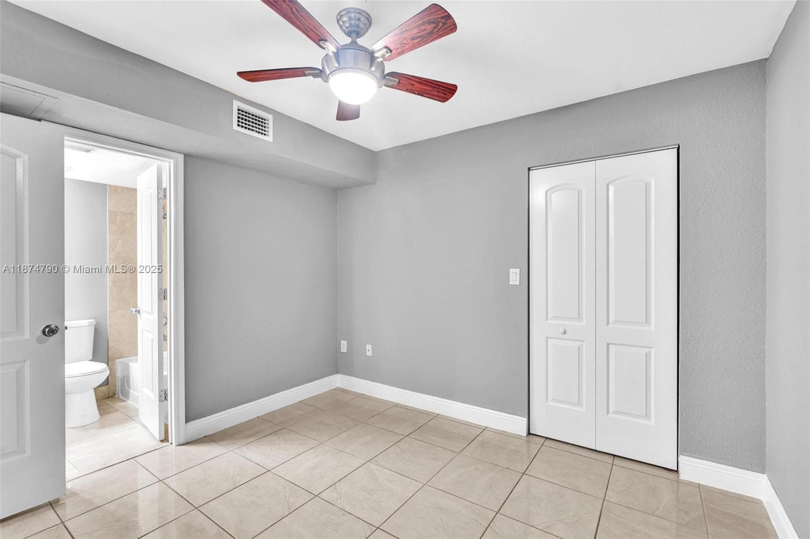 LAKEVIEW CLUB CONDO · #108 in Oakland Park - Photo 11