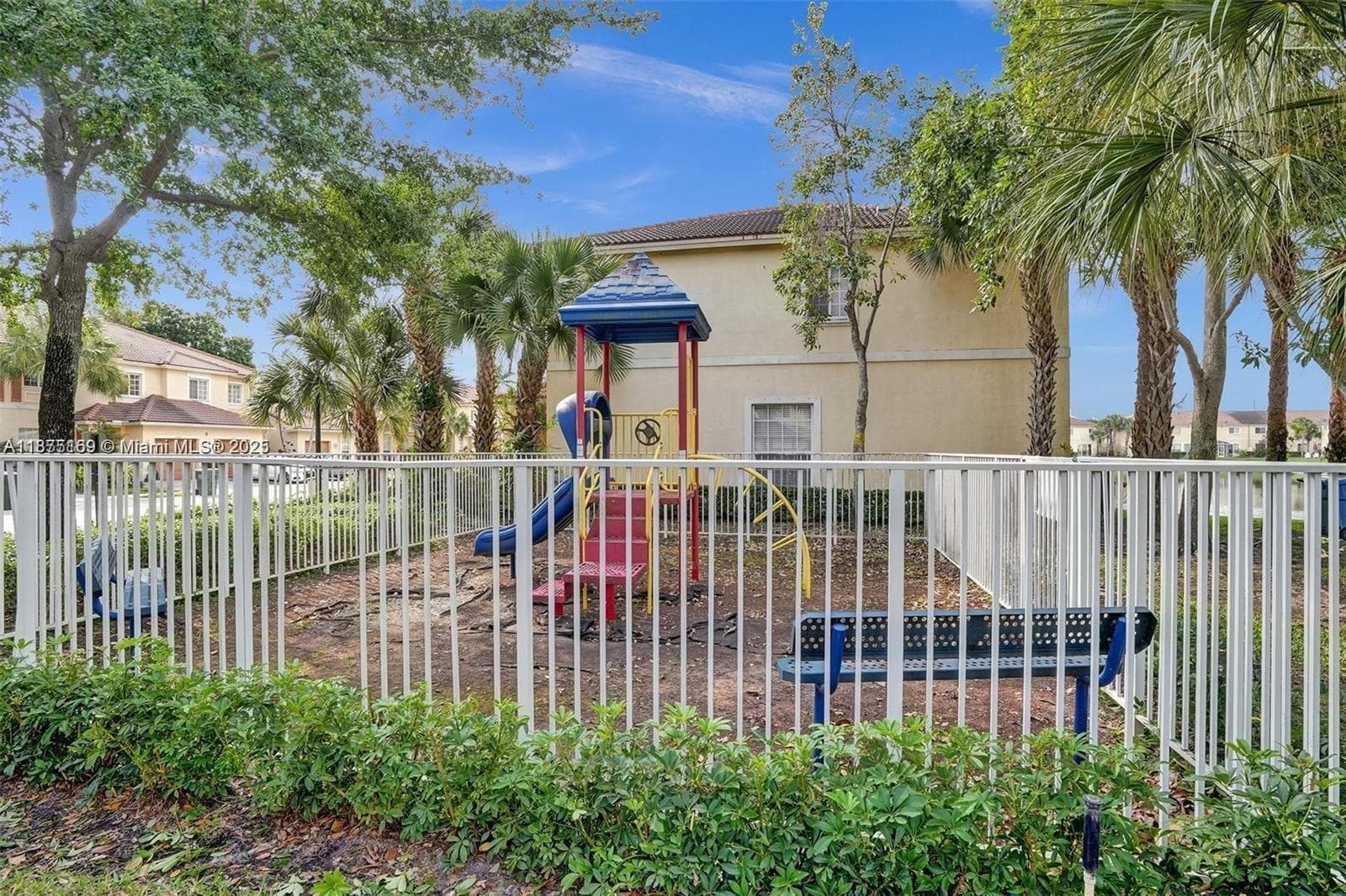3237 NW 32nd Ter photo 33