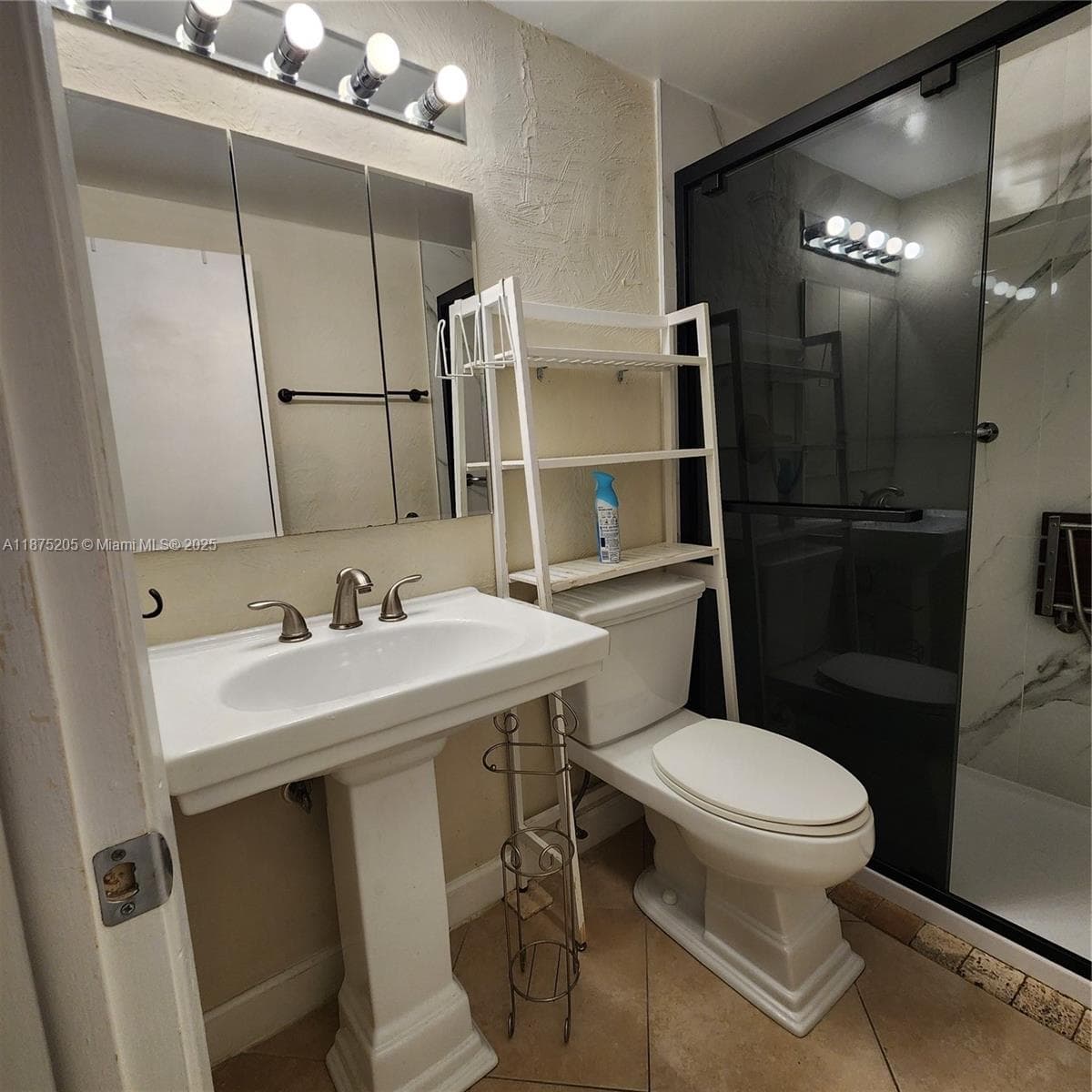 MONTCLAIR GARDENS CONDO · #C3 in Fort Lauderdale - Photo 11