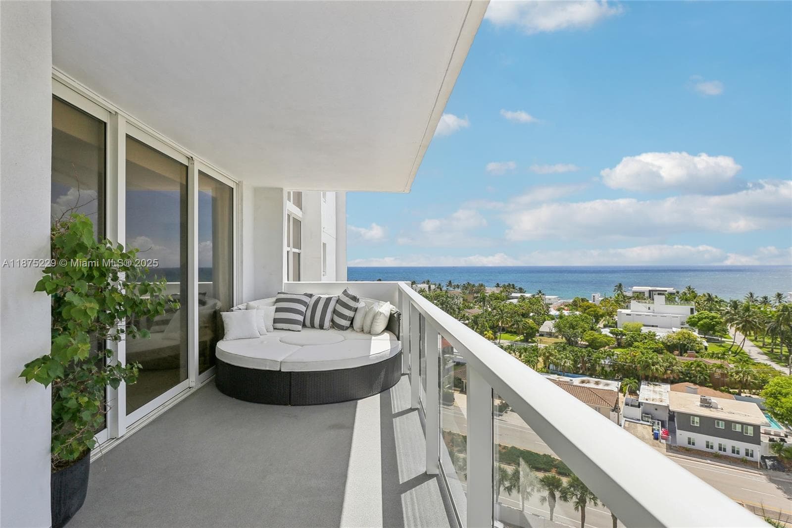 ET · #10C in Fort Lauderdale - Photo 12