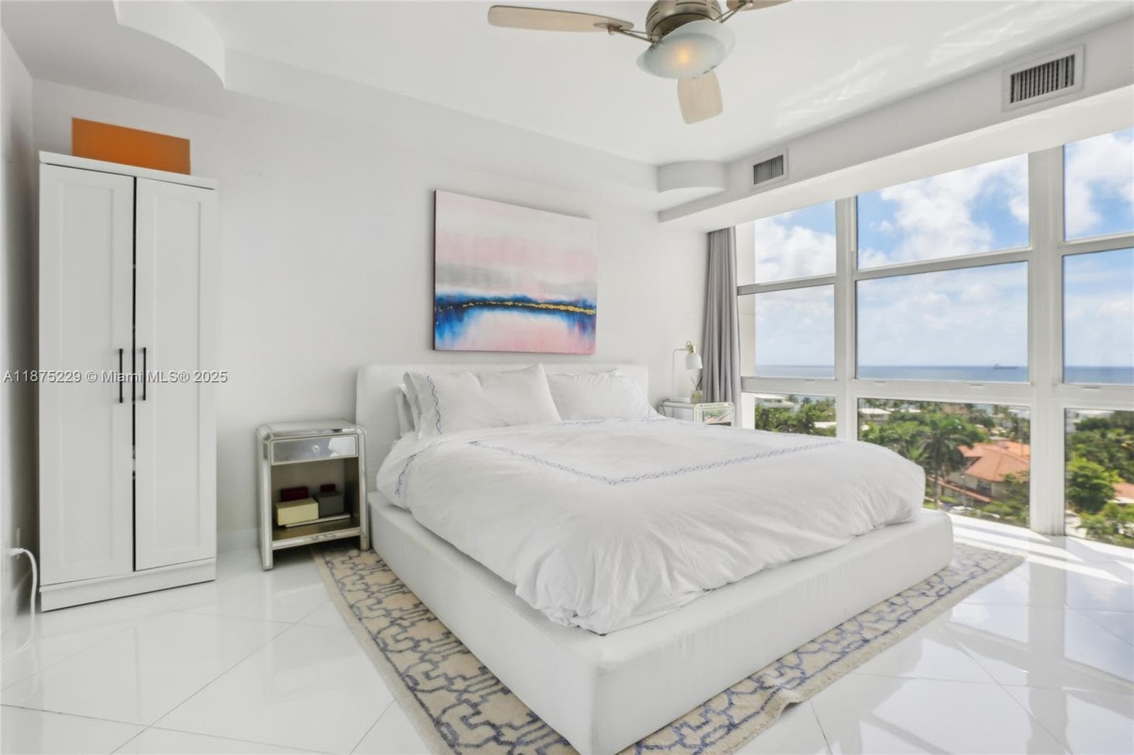 ET · #10C in Fort Lauderdale - Photo 10