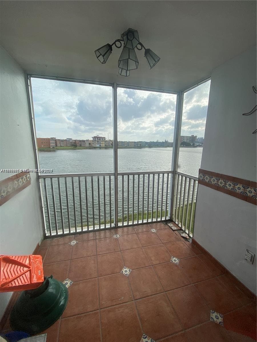 JADE WINDS · #315-3 in Miami - Photo 4