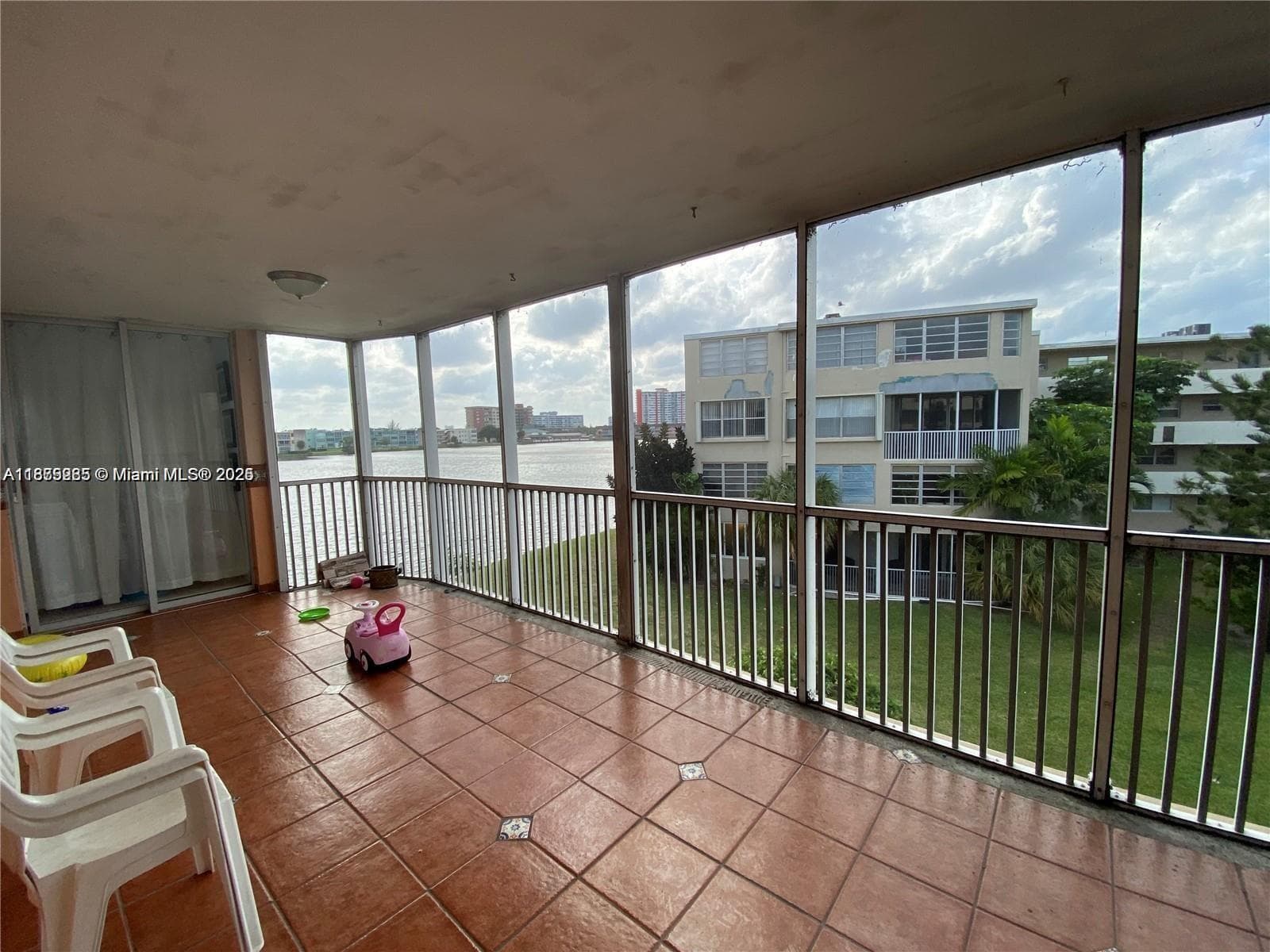 JADE WINDS · #315-3 in Miami - Photo 8