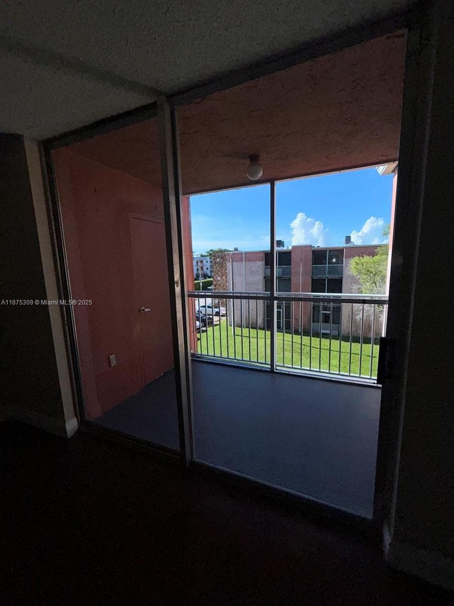 POINT SOUTH CONDO · #361 in Miami - Photo 17