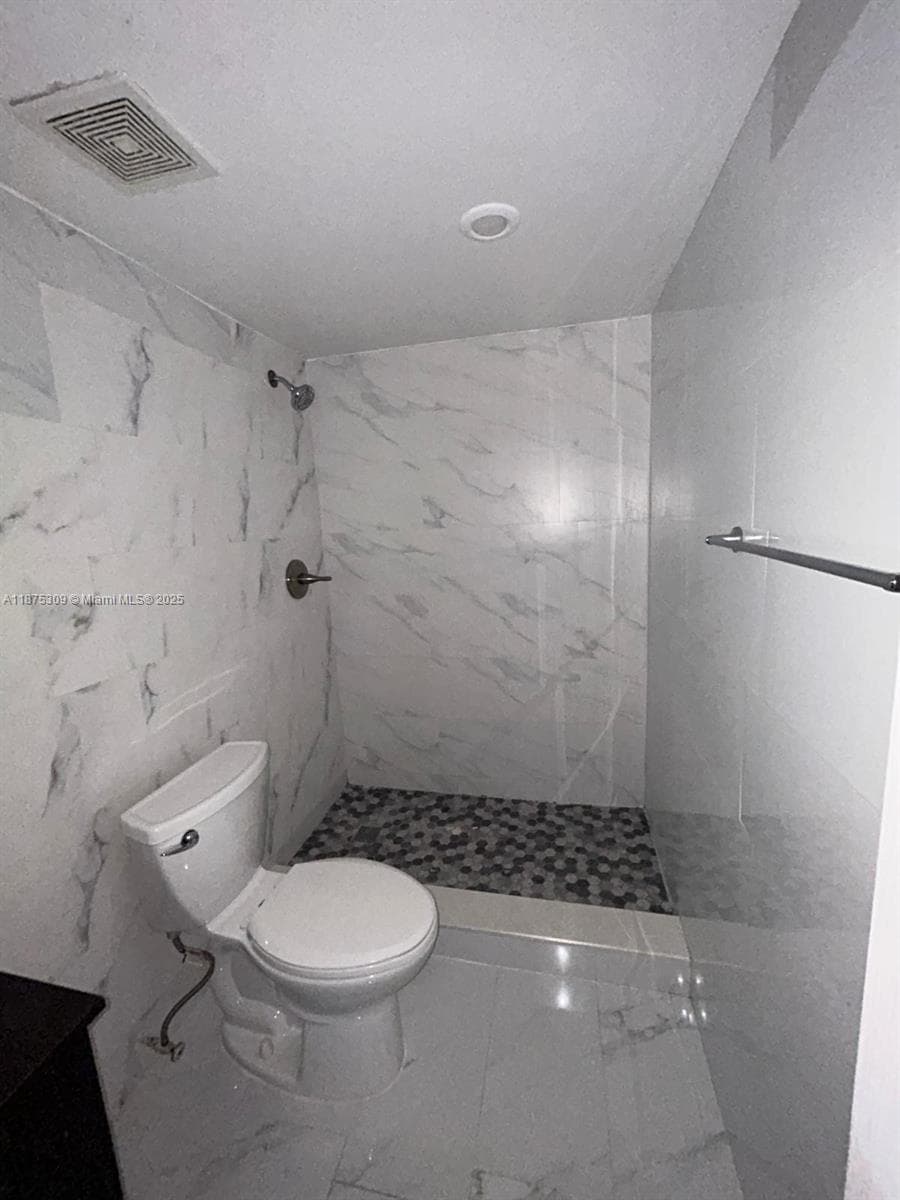 POINT SOUTH CONDO · #361 in Miami - Photo 16