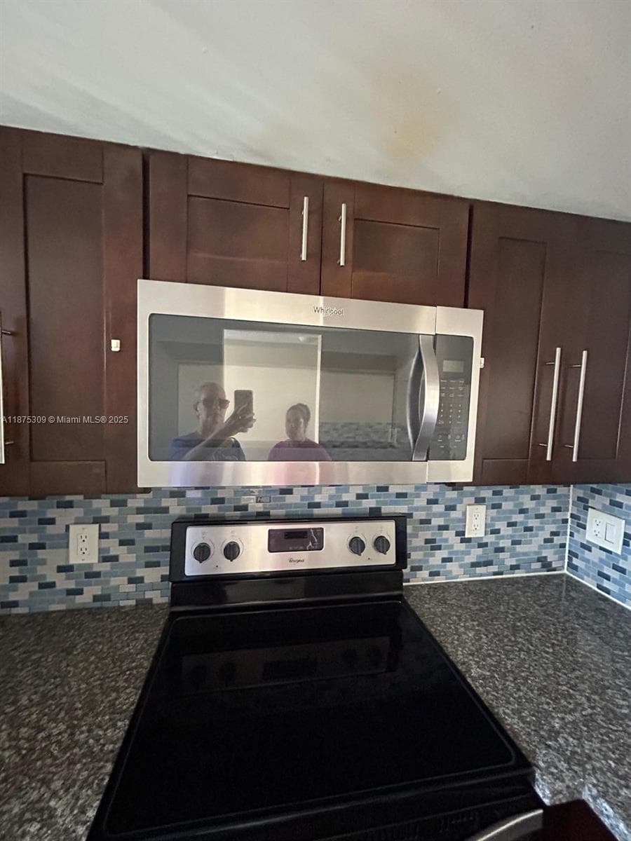 POINT SOUTH CONDO · #361 in Miami - Photo 3