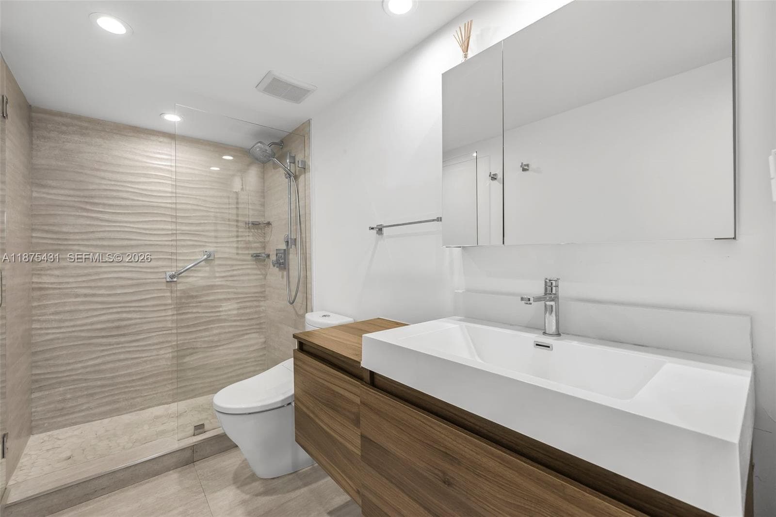 THE CARRIAGE HOUSE CONDO · #1231 in Miami Beach - Photo 27