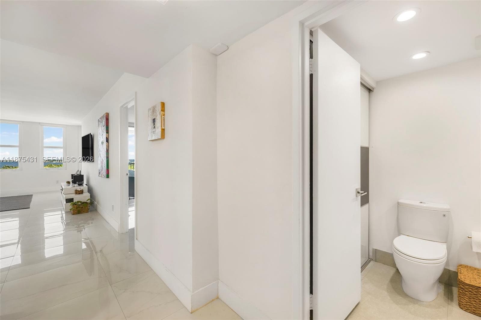THE CARRIAGE HOUSE CONDO · #1231 in Miami Beach - Photo 17