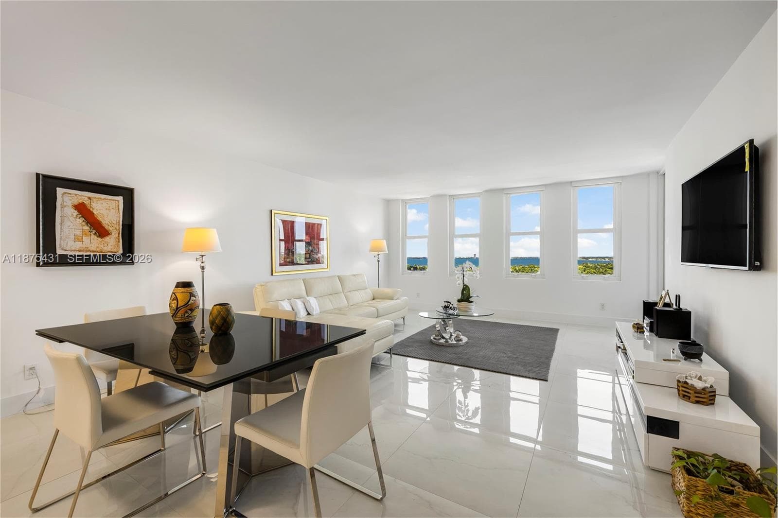 THE CARRIAGE HOUSE CONDO · #1231 in Miami Beach - Photo 3