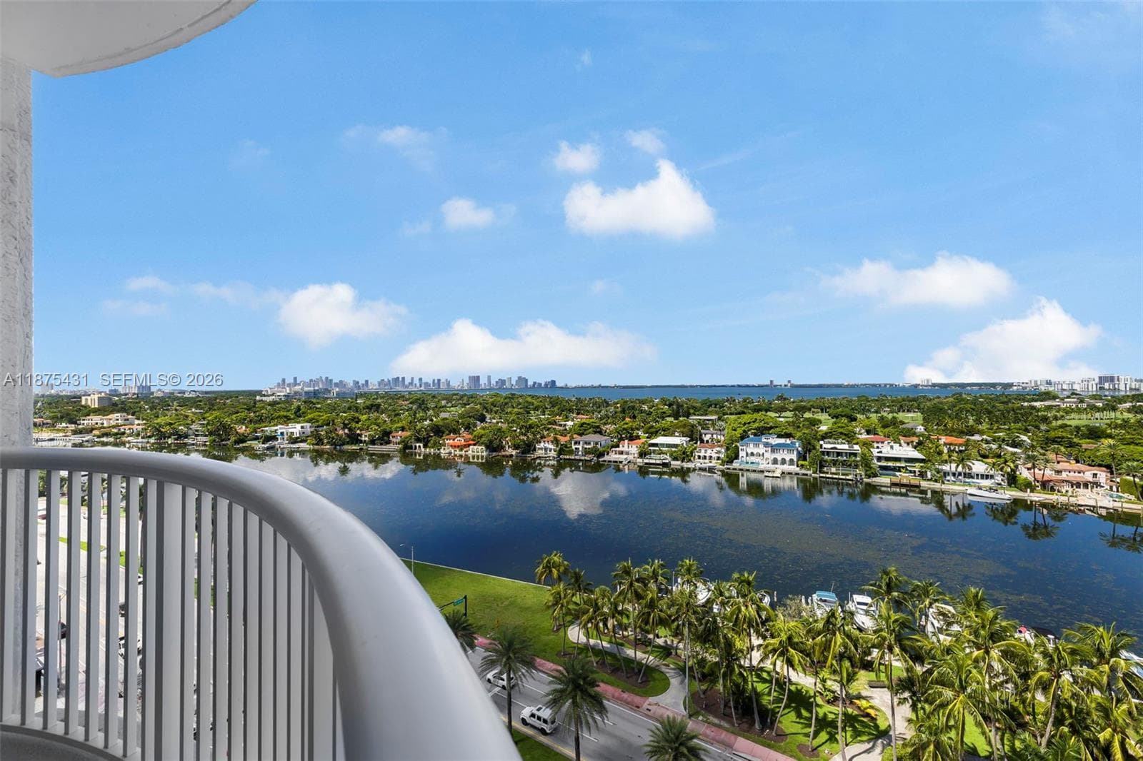THE CARRIAGE HOUSE CONDO · #1231 in Miami Beach - Photo 28