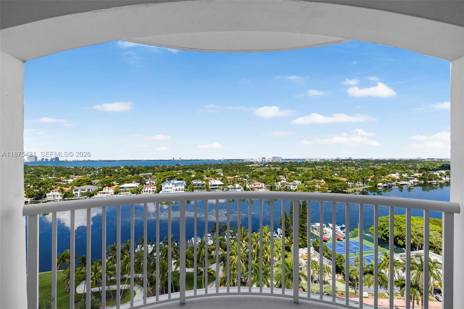 THE CARRIAGE HOUSE CONDO · #1231 in Miami Beach - Photo 29
