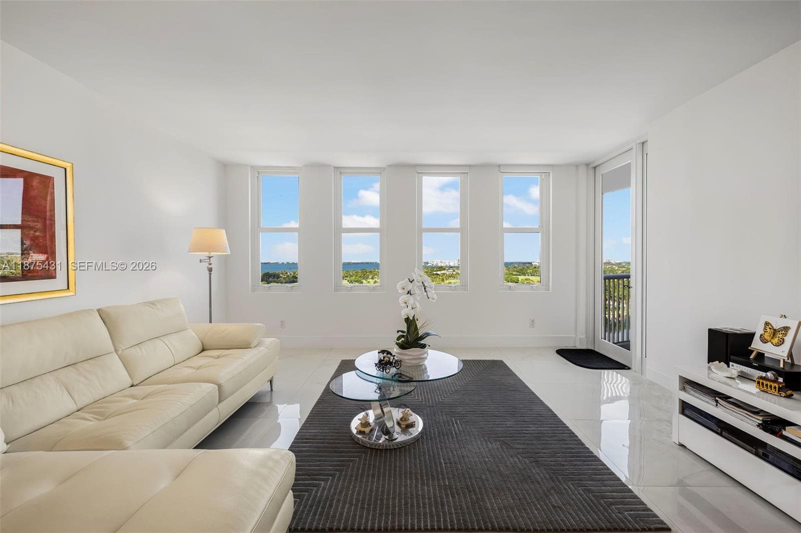 THE CARRIAGE HOUSE CONDO · #1231 in Miami Beach - Photo 8