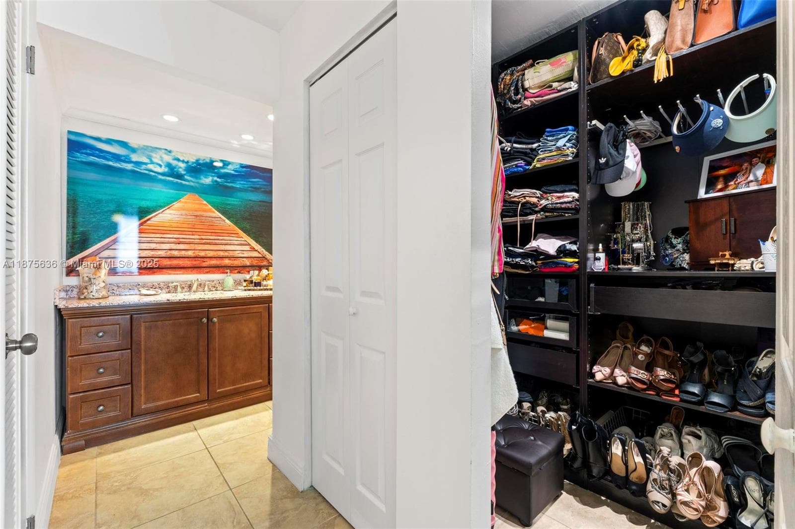 ALLINGTON TOWERS CONDO · #12H in Hollywood - Photo 27