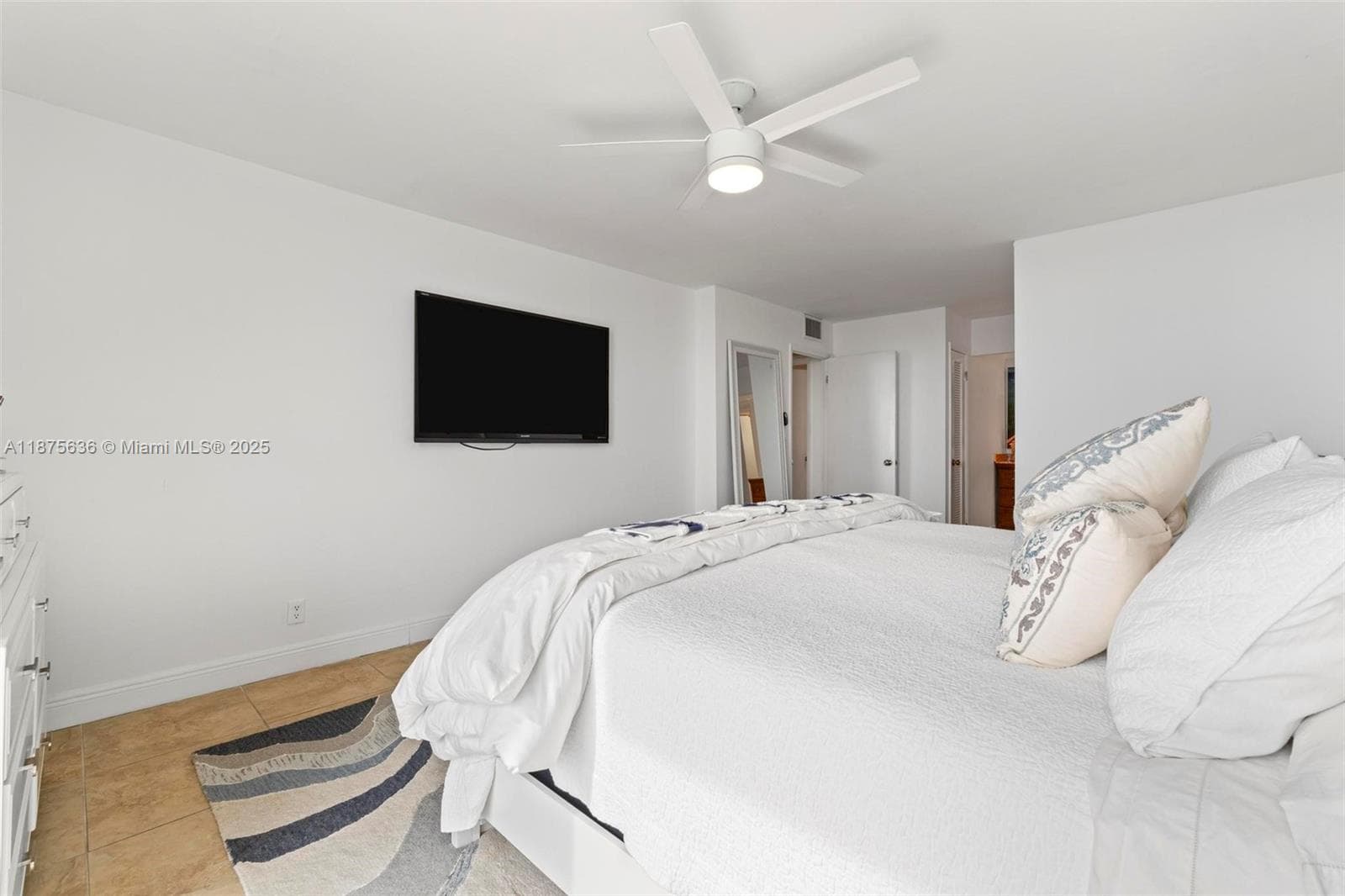 ALLINGTON TOWERS CONDO · #12H in Hollywood - Photo 26