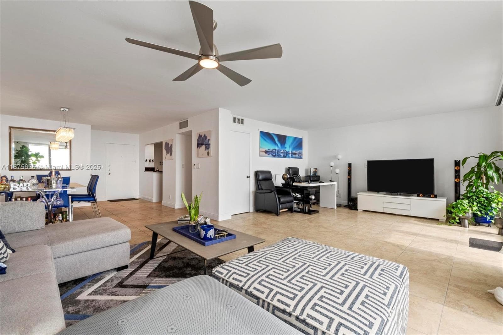 ALLINGTON TOWERS CONDO · #12H in Hollywood - Photo 9