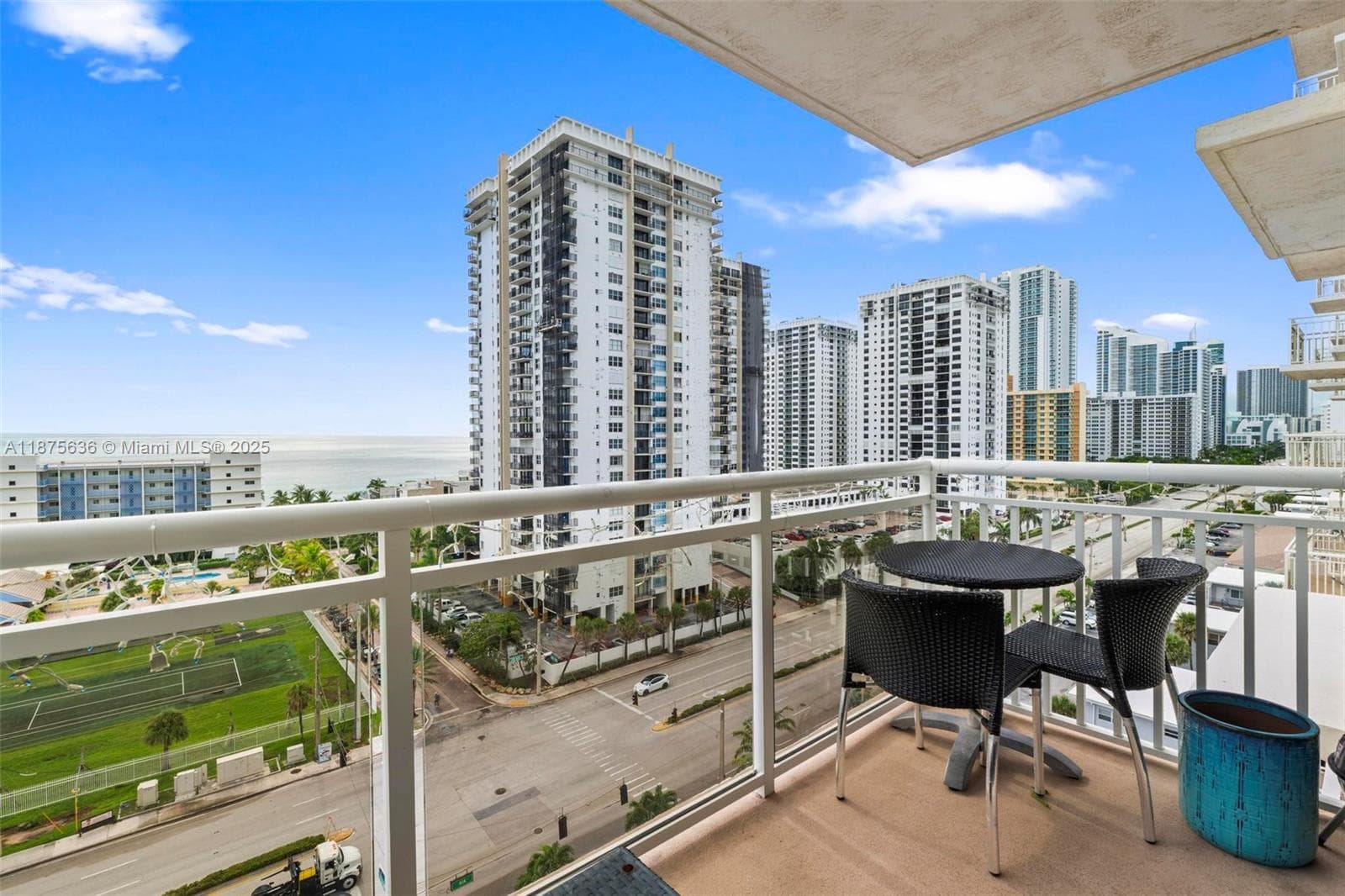 ALLINGTON TOWERS CONDO · #12H in Hollywood - Photo 14