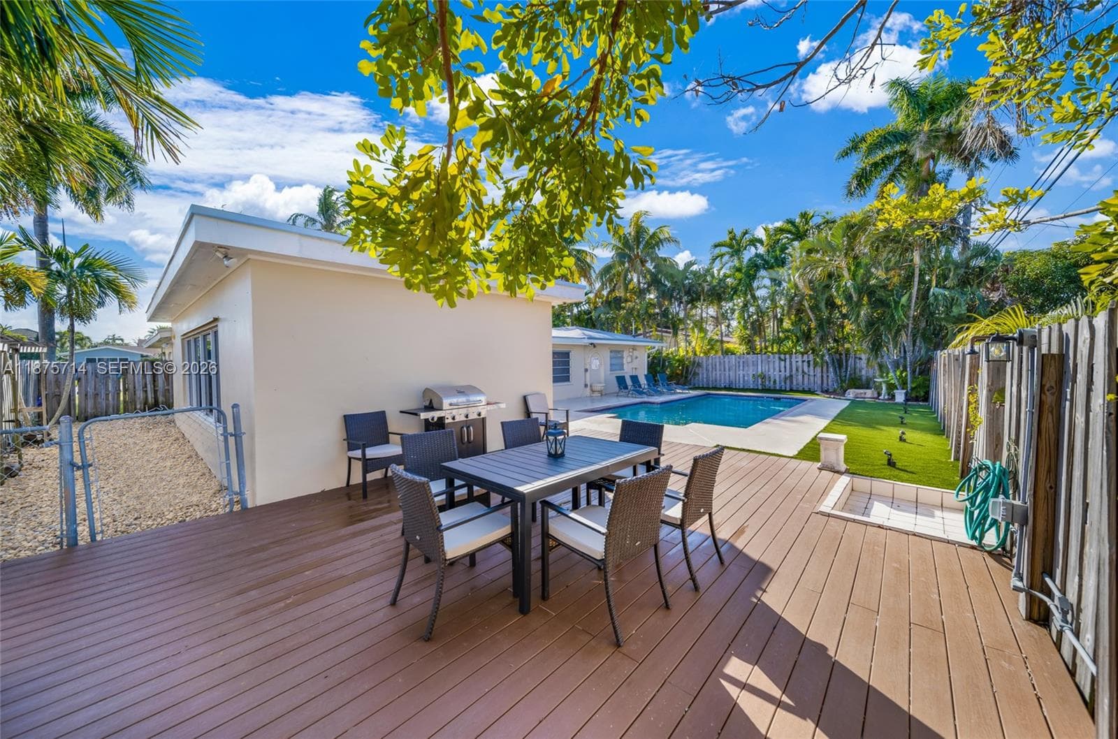 241 Oceanic Ave photo 46