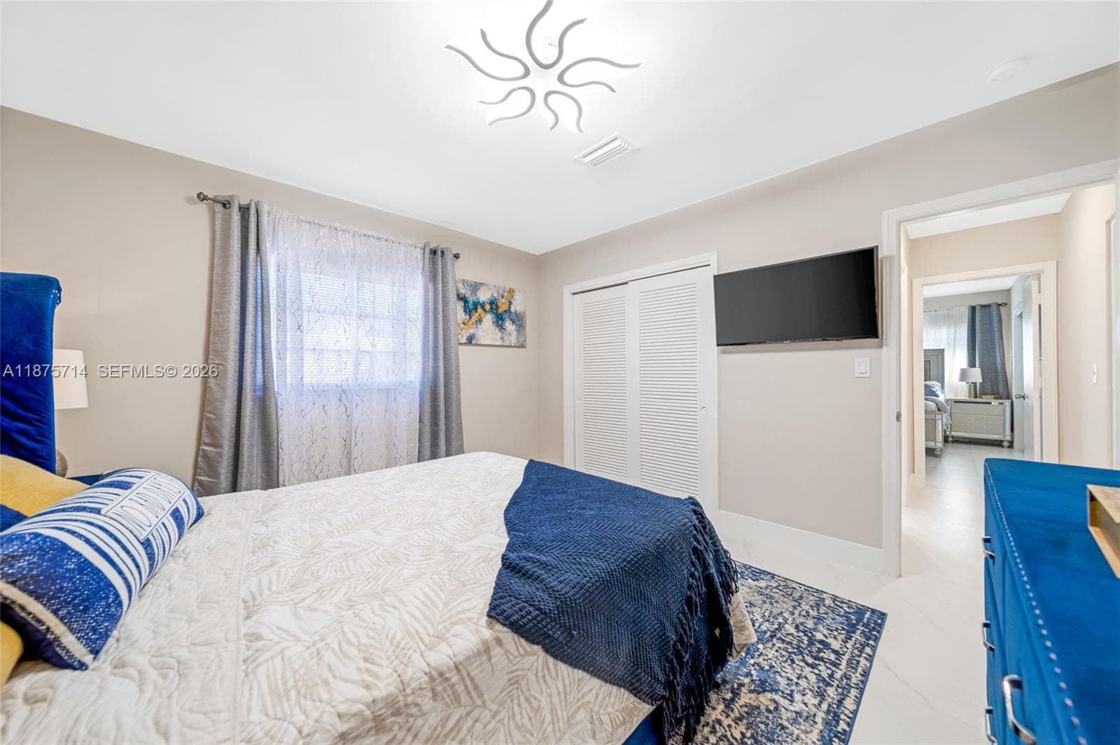 241 Oceanic Ave photo 25