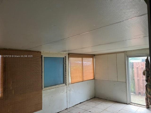 3038 Arthur St photo 12
