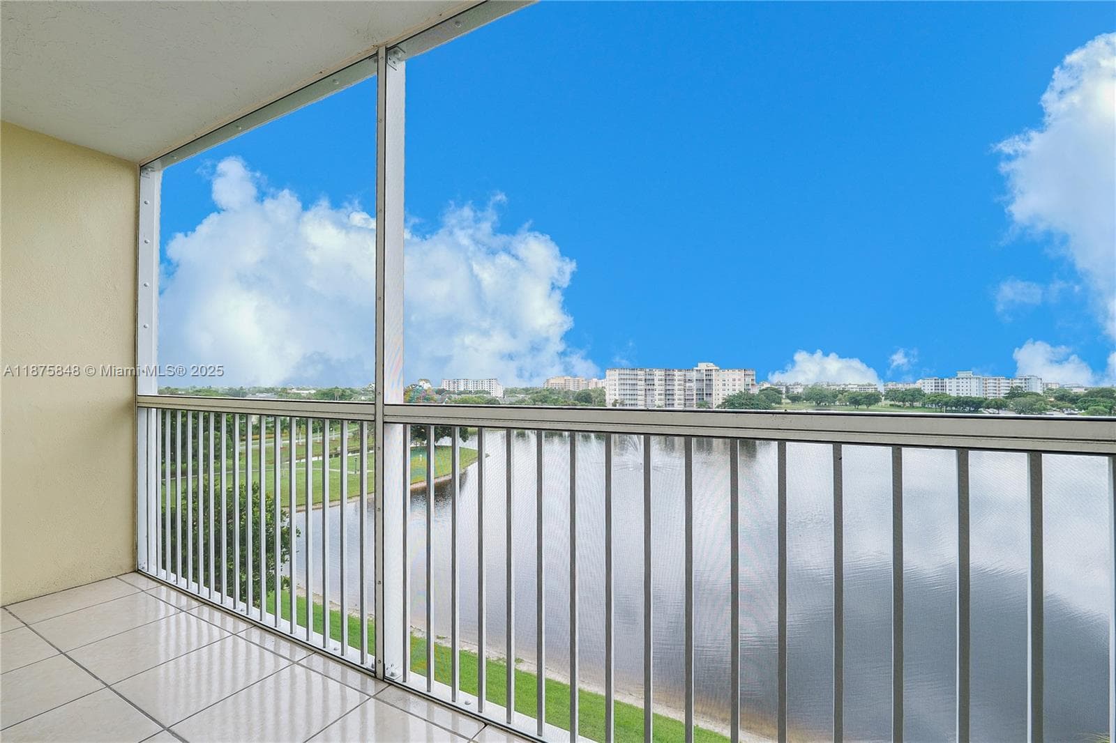 PALM-AIRE COUNTRY CLUB · #707 in Pompano Beach - Photo 3