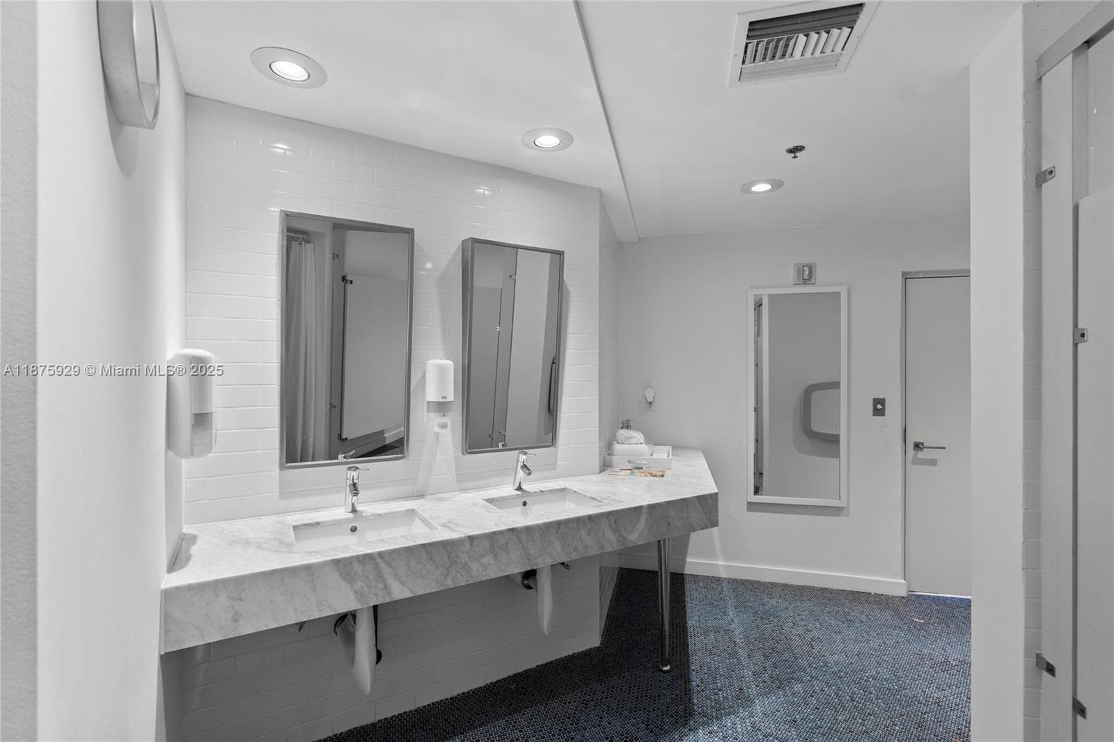 LA TOUR CONDO · #701 in Miami Beach - Photo 57