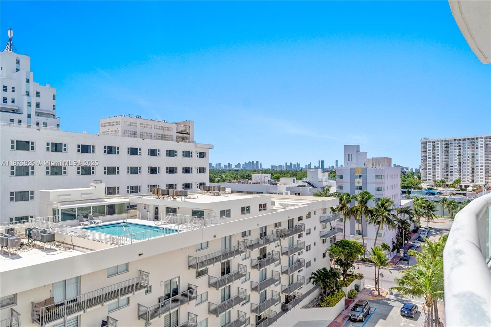 LA TOUR CONDO · #701 in Miami Beach - Photo 9