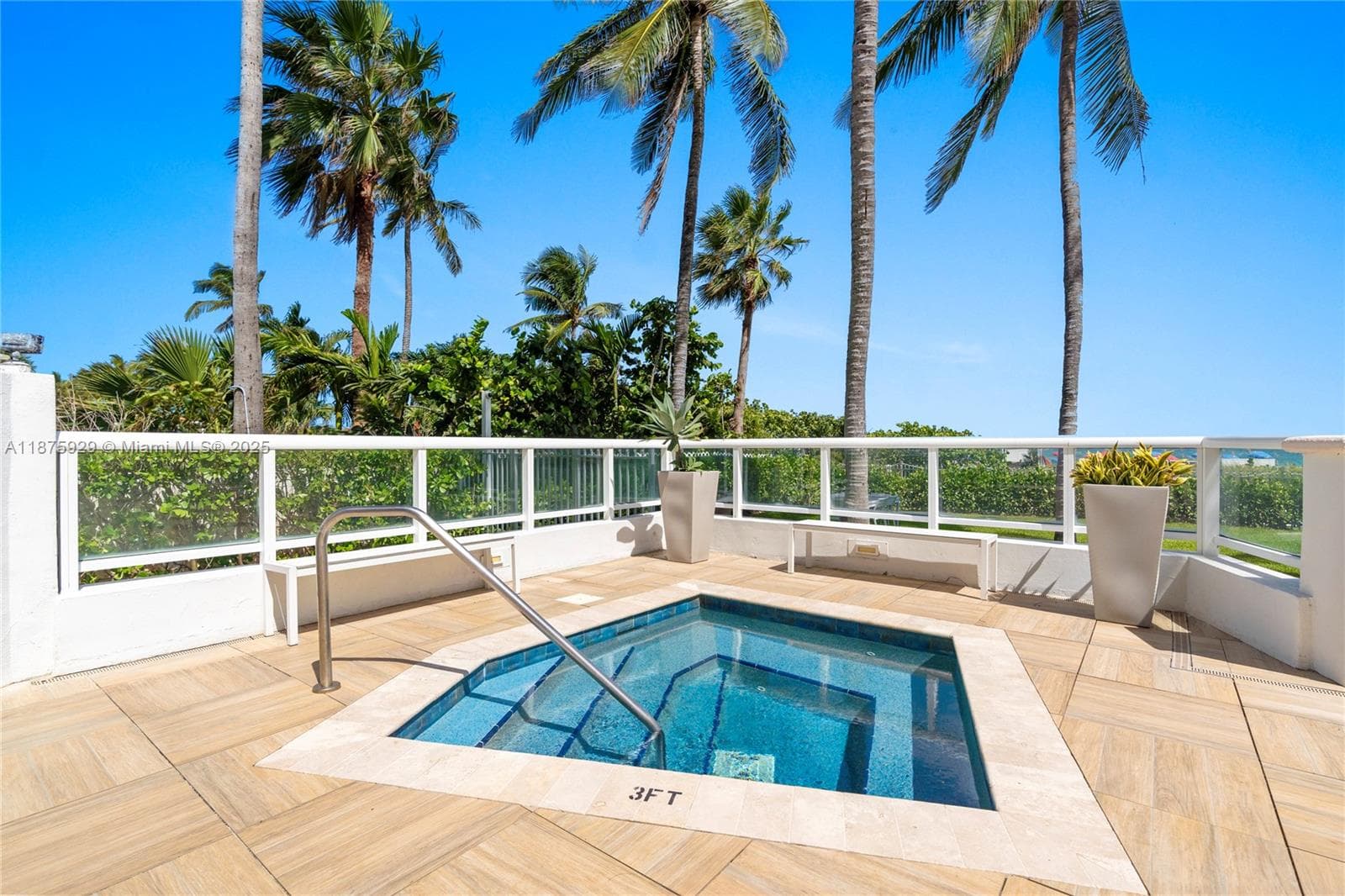 LA TOUR CONDO · #701 in Miami Beach - Photo 49