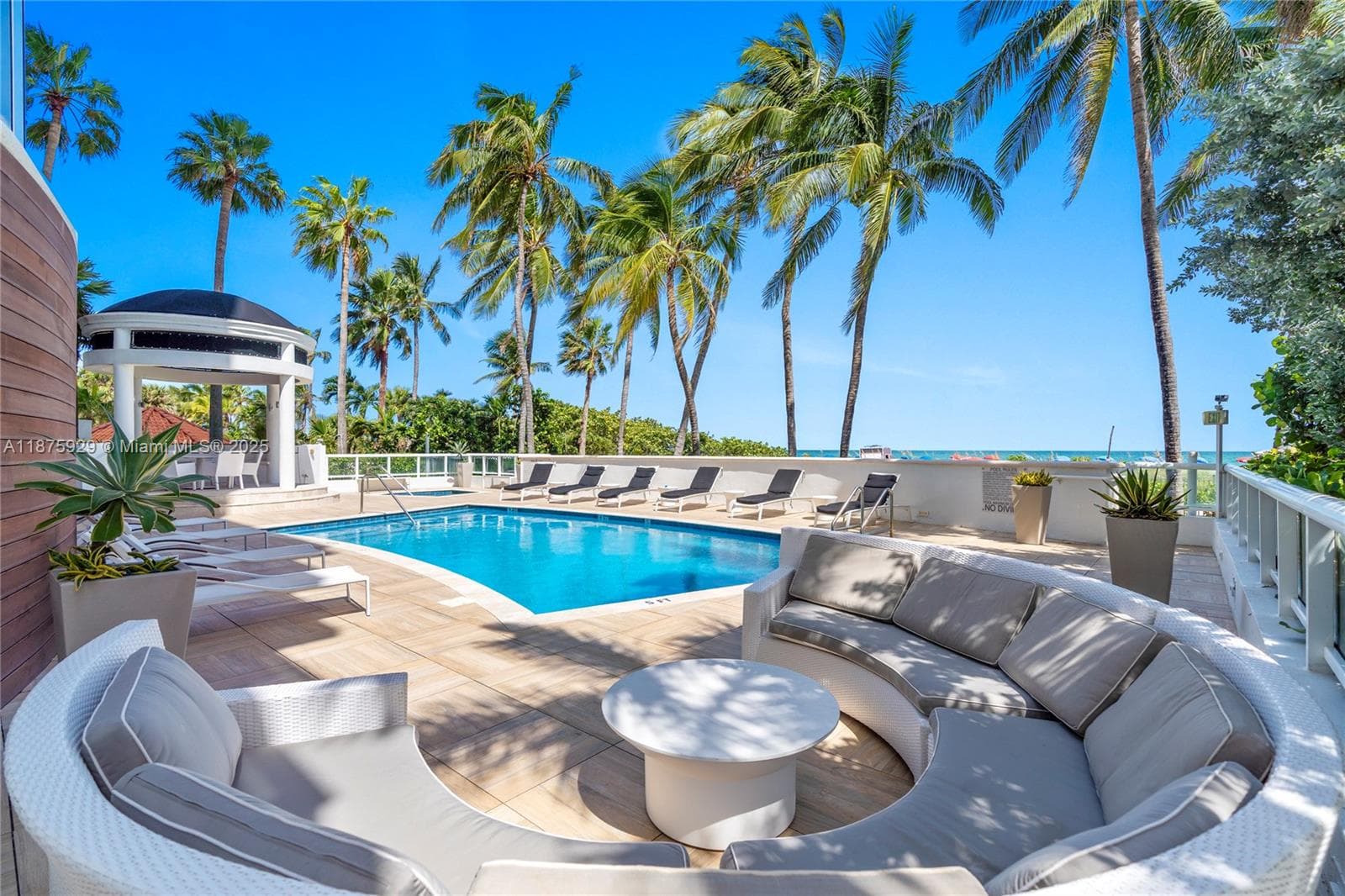 LA TOUR CONDO · #701 in Miami Beach - Photo 51