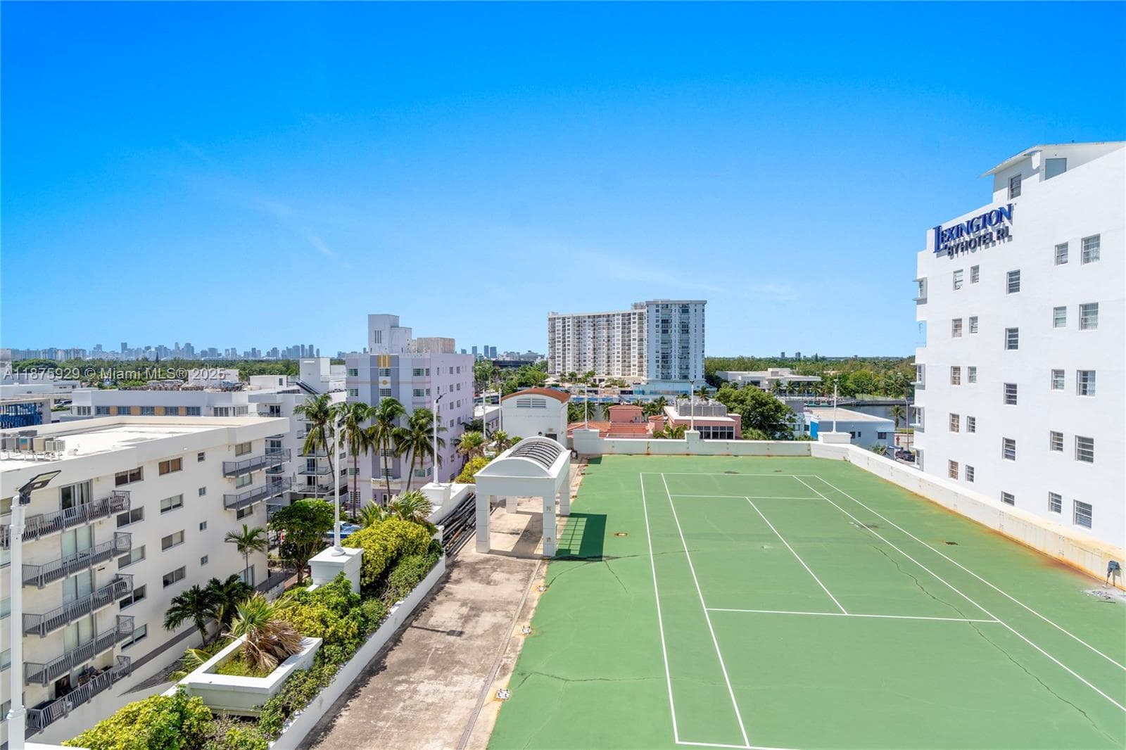 LA TOUR CONDO · #701 in Miami Beach - Photo 8