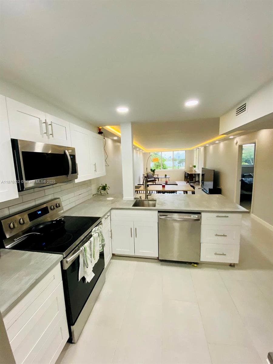 ROYAL OAKS CONDO · #205 in Miami - Photo 1