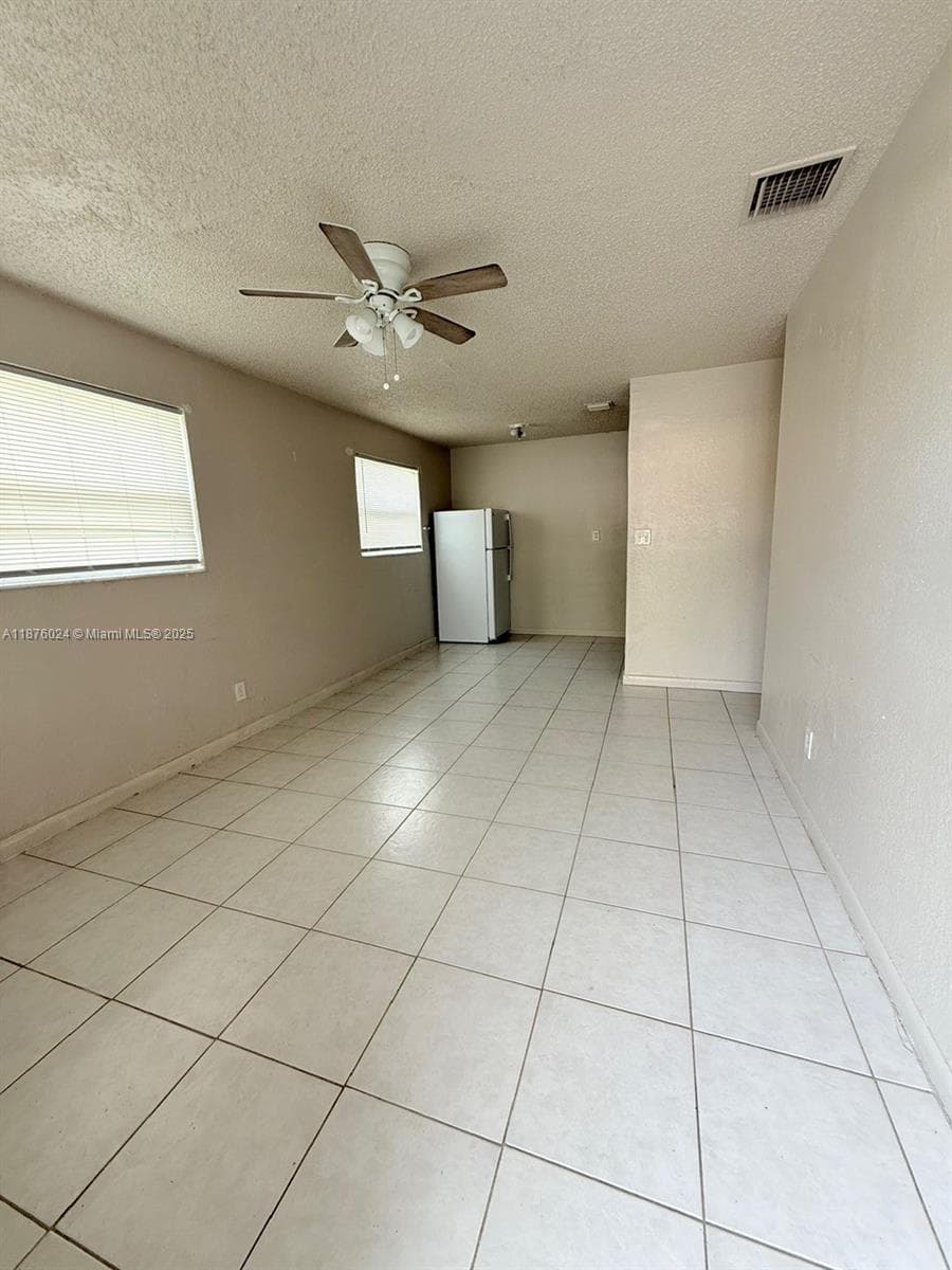 2798 NW 9th Pl photo 11