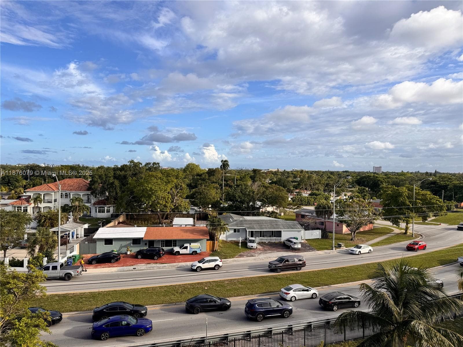 ROYAL BAHAMIAN · #703 in Miami - Photo 11