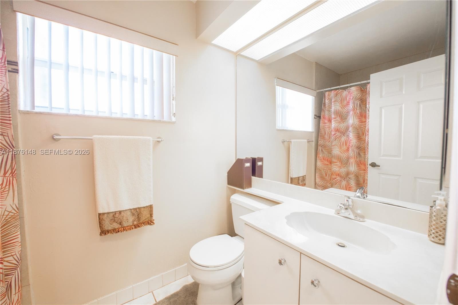 2585 SE 7th Pl photo 14