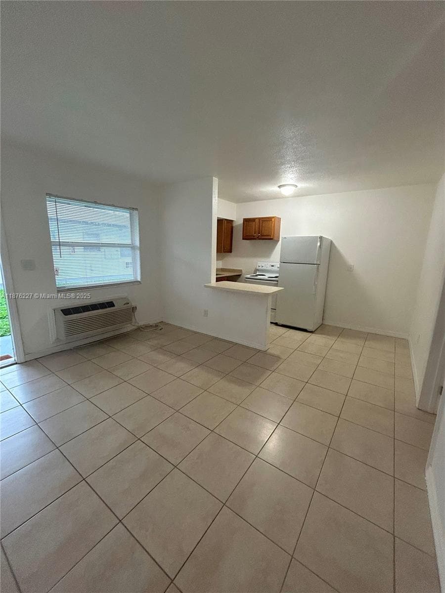 LAUDERDALE PARK 6-33 1/2 · #2 in Fort Lauderdale - Photo 3