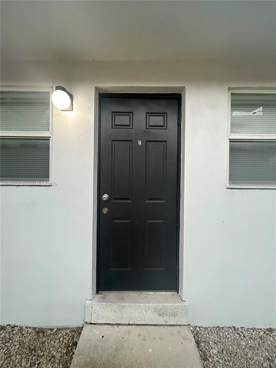 LAUDERDALE PARK 6-33 1/2 · #2 in Fort Lauderdale - Photo 1