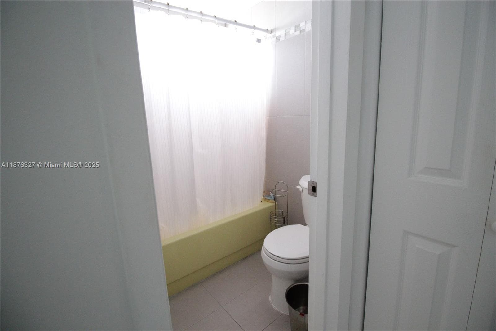 FIRST MOORINGS CONDO · #302 in Miami - Photo 9