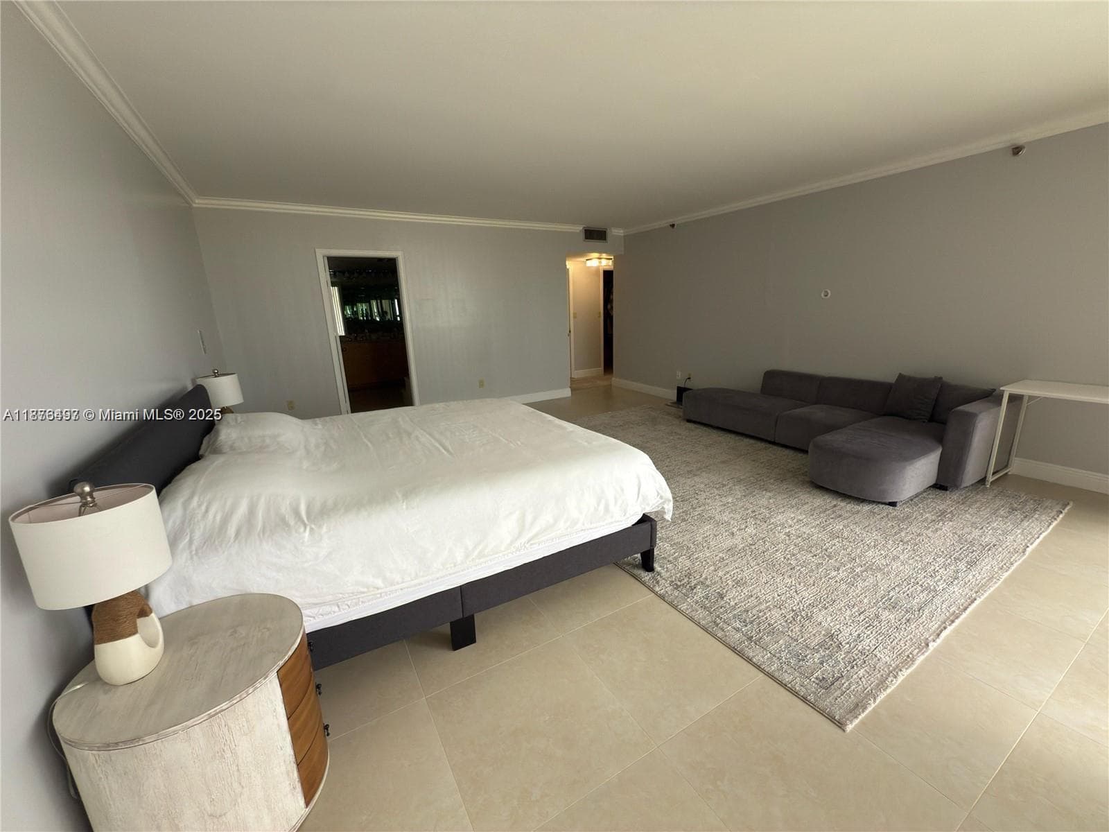 JOCKEY CLUB III CONDO · #552 in Miami - Photo 13