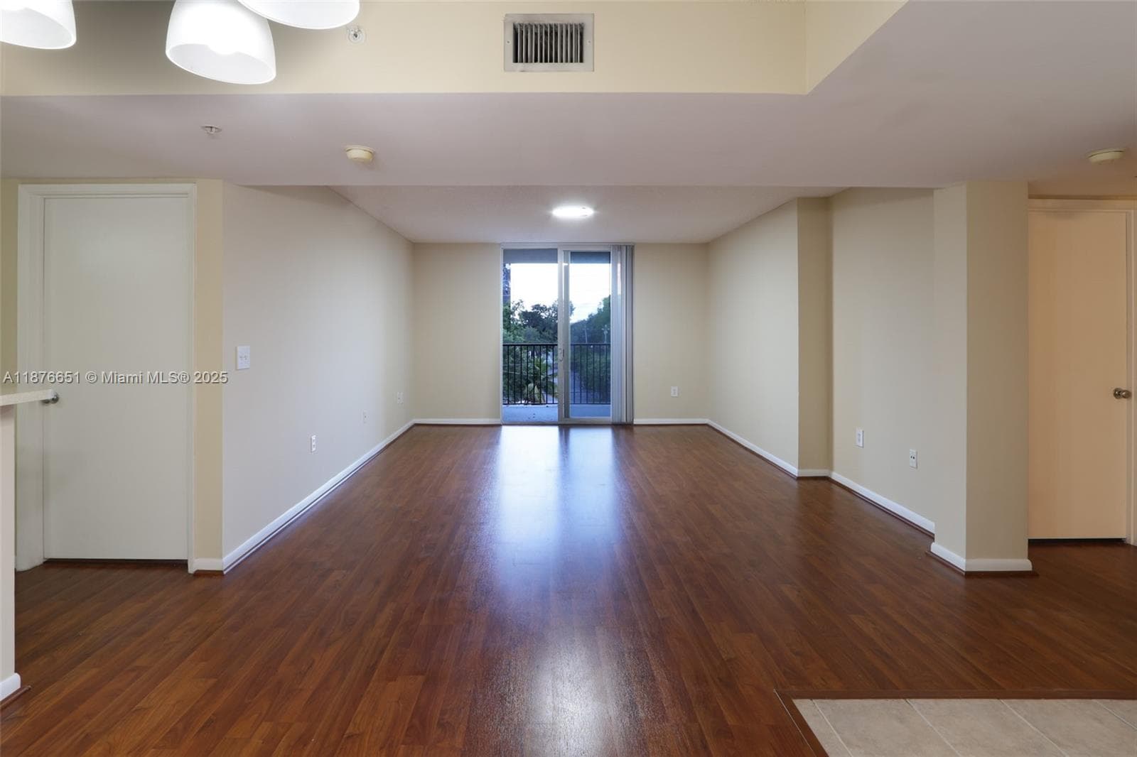LAS OLAS BY THE RIVER CON · #1209 in Fort Lauderdale - Photo 4