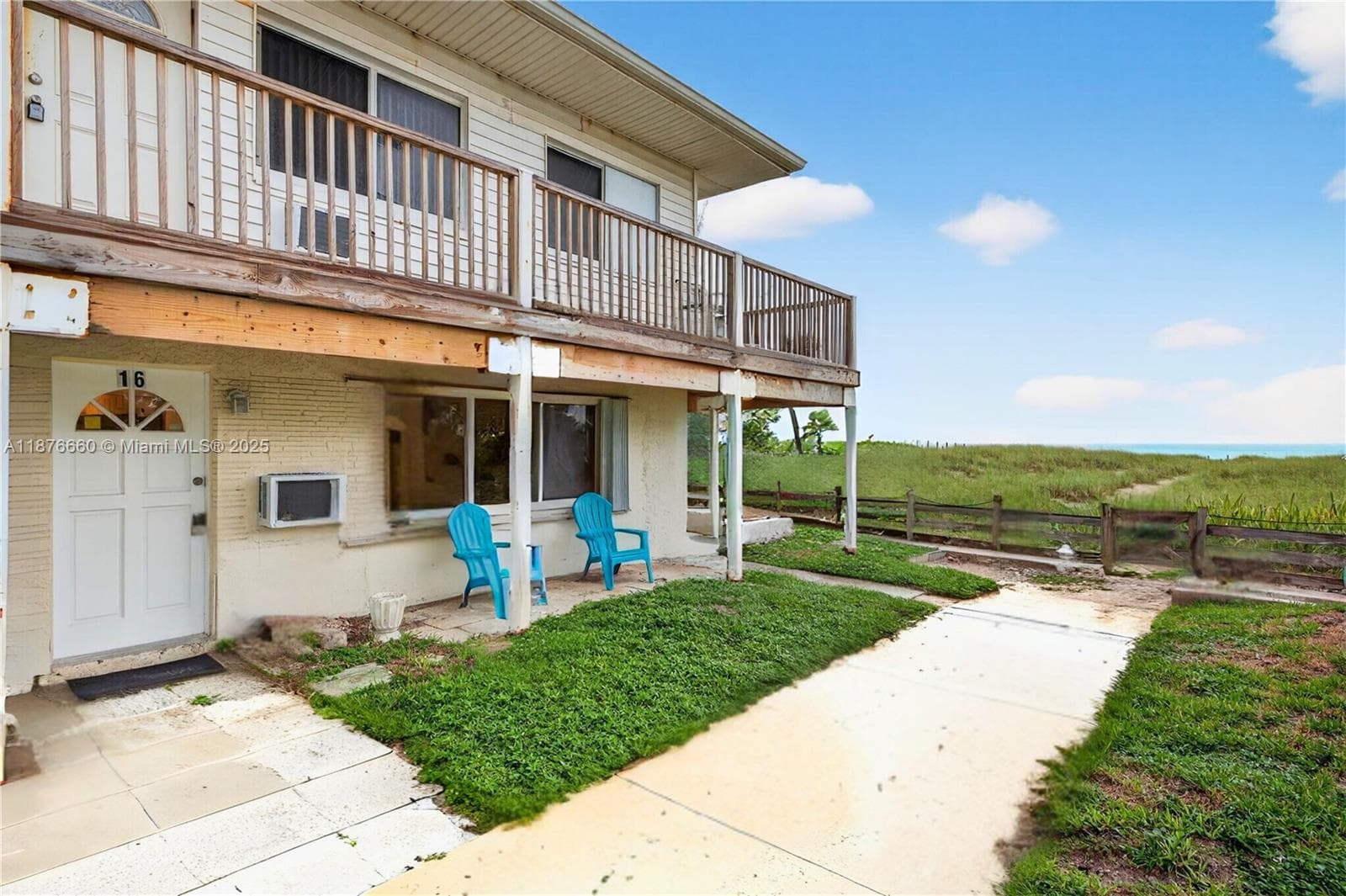 GOLDEN SHORES CONDO · #16 in Pompano Beach - Photo 1