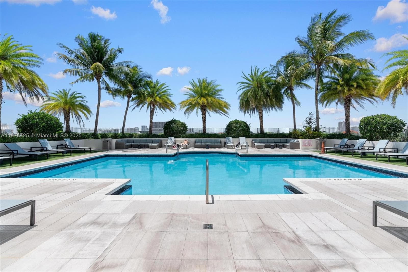 THE ASTON CONDO · #1505 in Miami - Photo 23