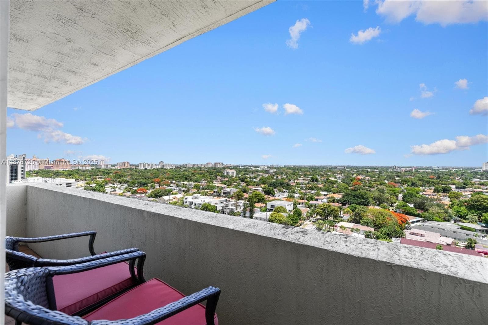 THE ASTON CONDO · #1505 in Miami - Photo 9