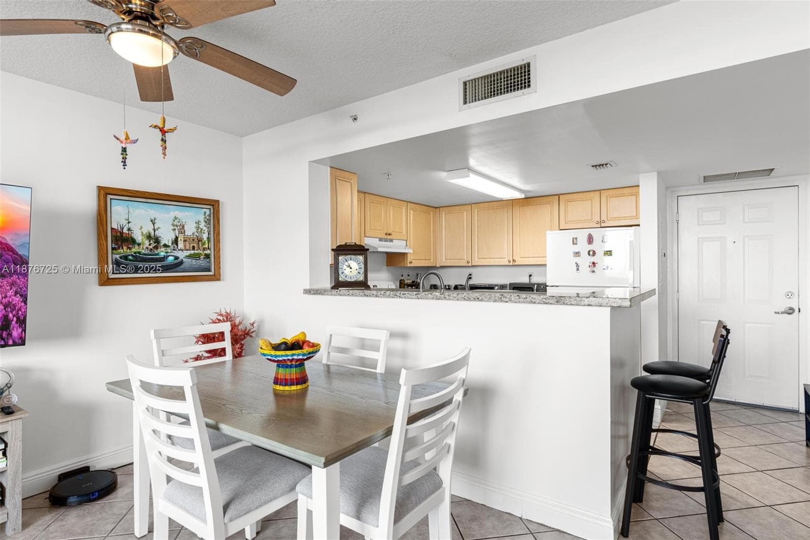THE ASTON CONDO · #1505 in Miami - Photo 11