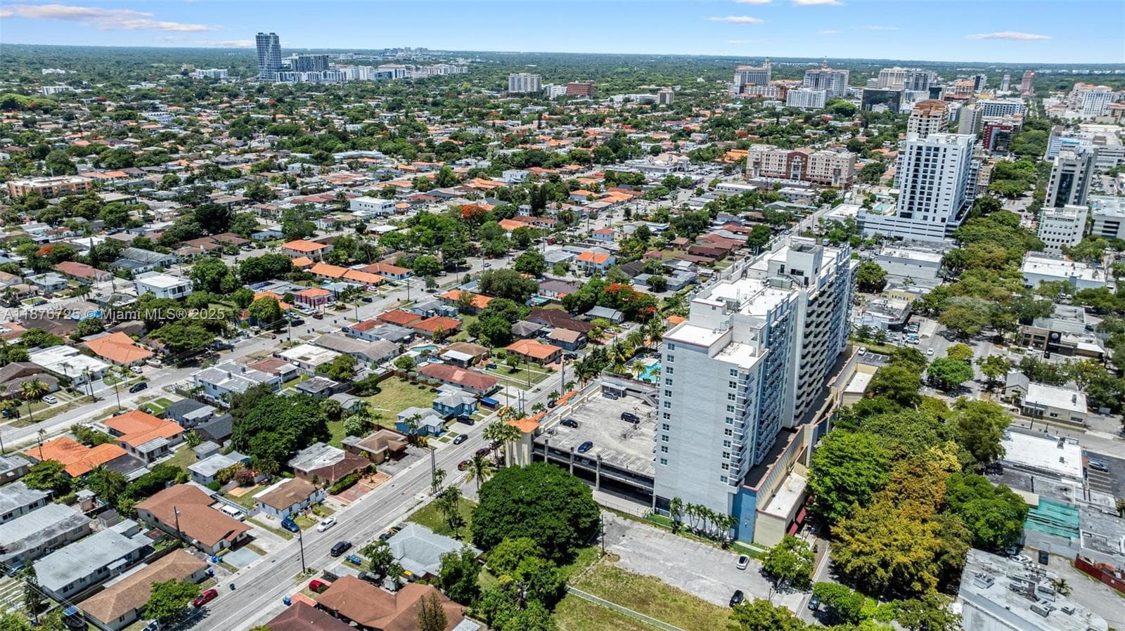 THE ASTON CONDO · #1505 in Miami - Photo 29