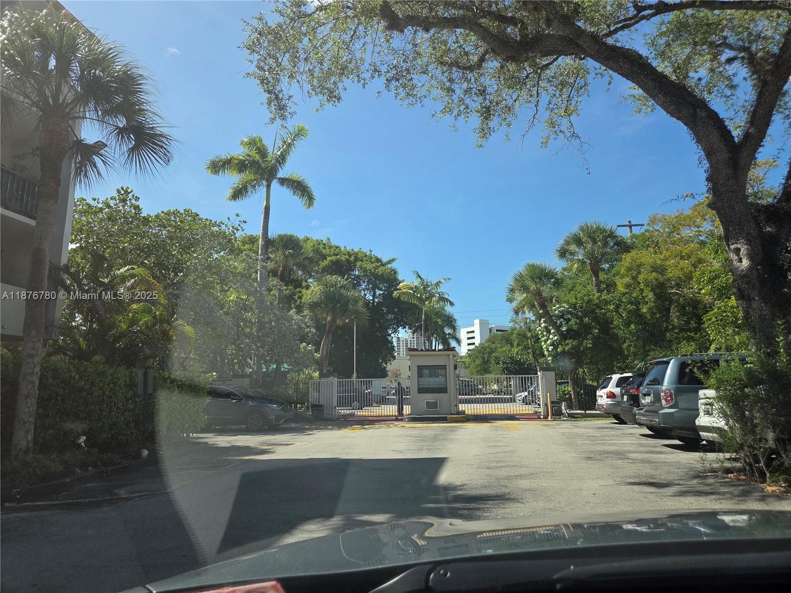 DADELAND GROVE CONDO · #A310 in Pinecrest - Photo 12
