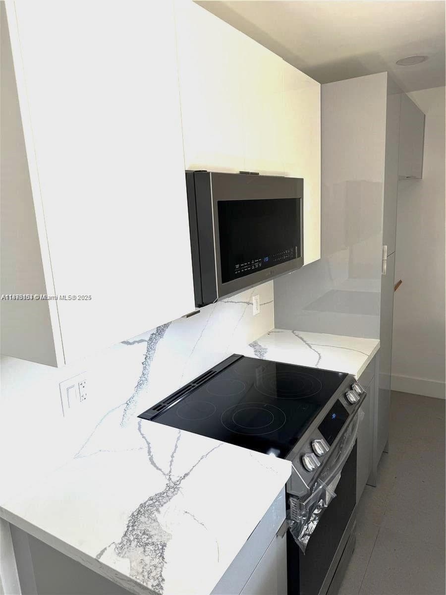 110 NW 120 Ter photo 3