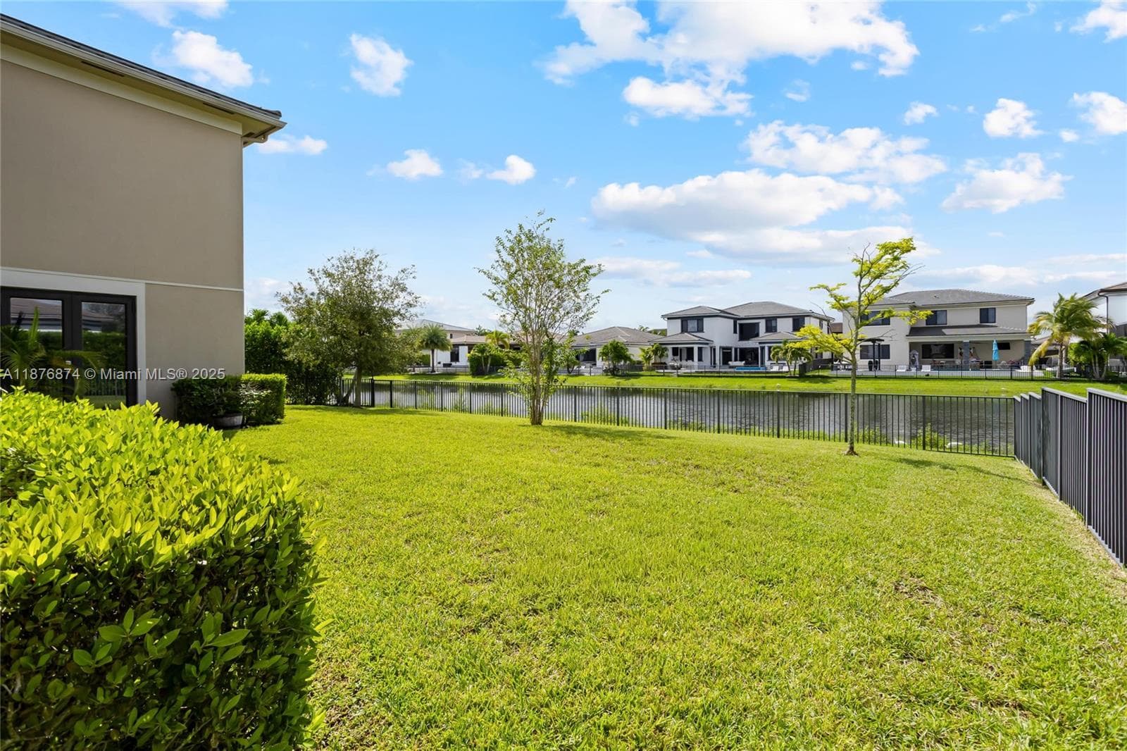10470 S Lago Vista Cir photo 34