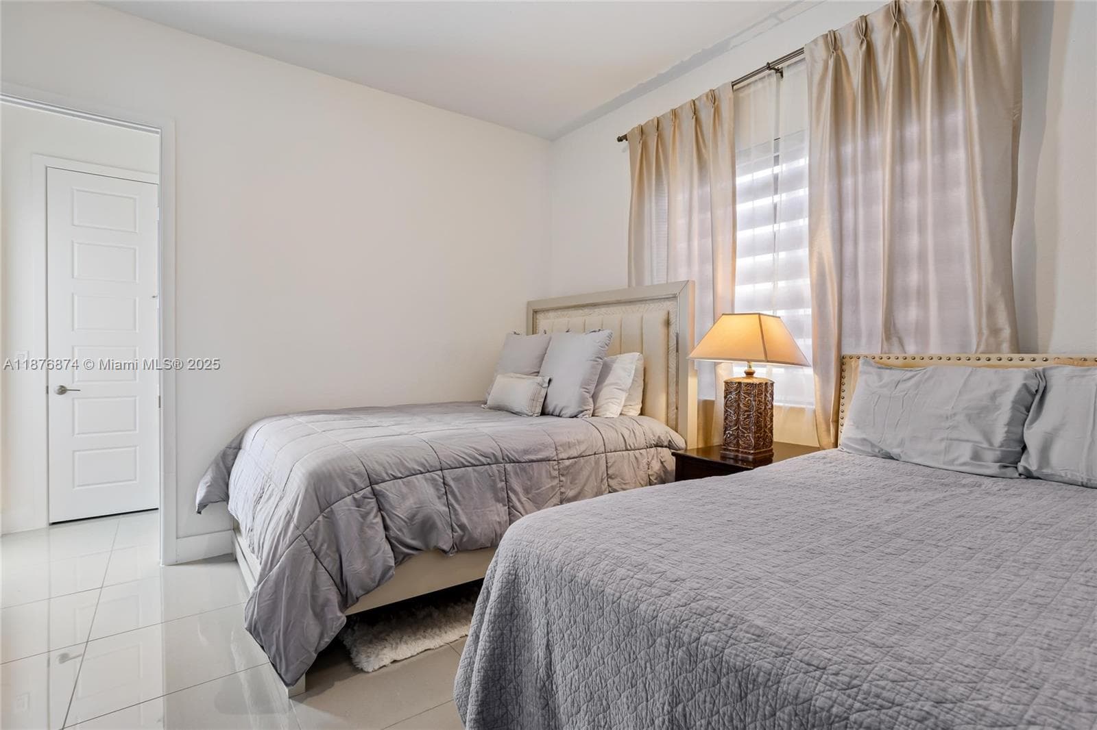 10470 S Lago Vista Cir photo 15