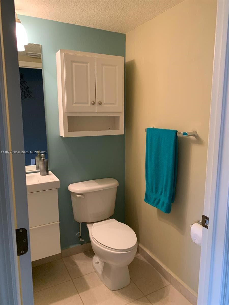 VILLAS AT HARBOR ISLES CO · #3602 in Dania Beach - Photo 16